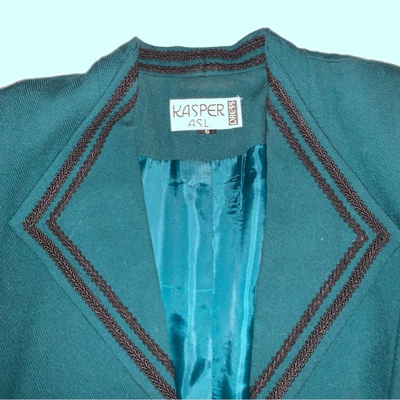 v i n t a g e :: Sophisticated Embroidered Longline Blazer Dress - Picture 6 of 13